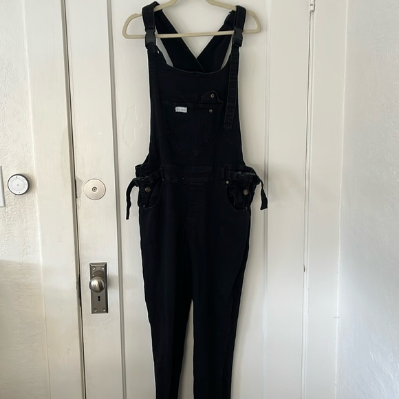 mumsie Denim - The Mumsie Jetset Maternity Black Overalls